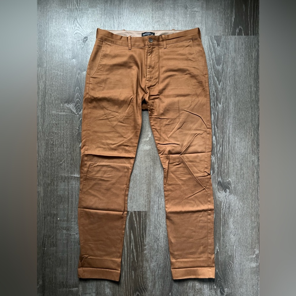 J. Crew - Men’s - 31x32 Slim - Excellent Condition - Brown Flex Chinos